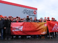 Für geregelte Arbeitsbedingungen – Beschäftigte der GIGANT GmbH in Dinklage fordern Tarifvertrag